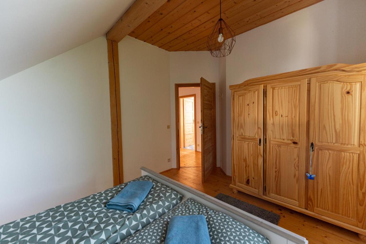Moderni Sumavska Roubenka S Vyhledem Na Boubin Villa Vimperk Exterior photo