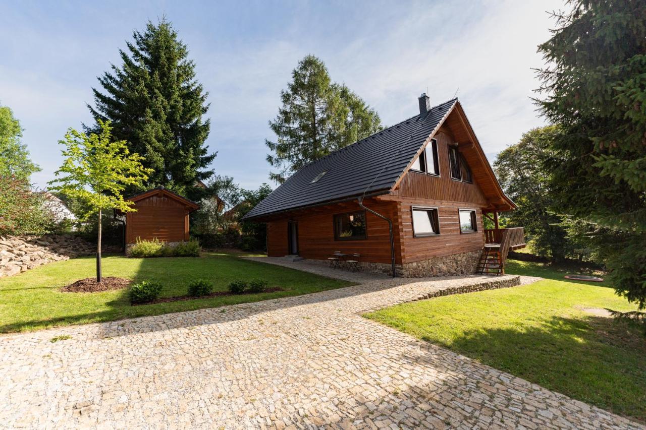 Moderni Sumavska Roubenka S Vyhledem Na Boubin Villa Vimperk Exterior photo